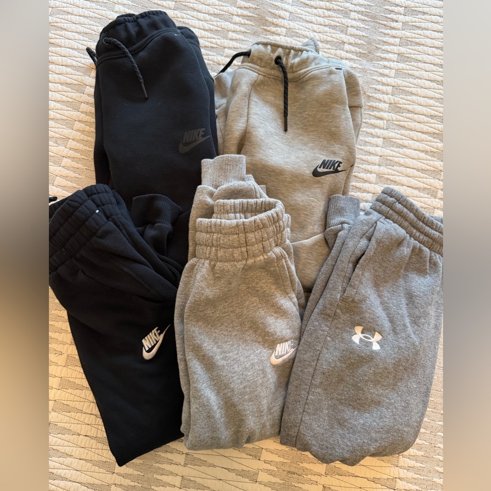 Set of 5 Boys XS Nike and UA sweatpants